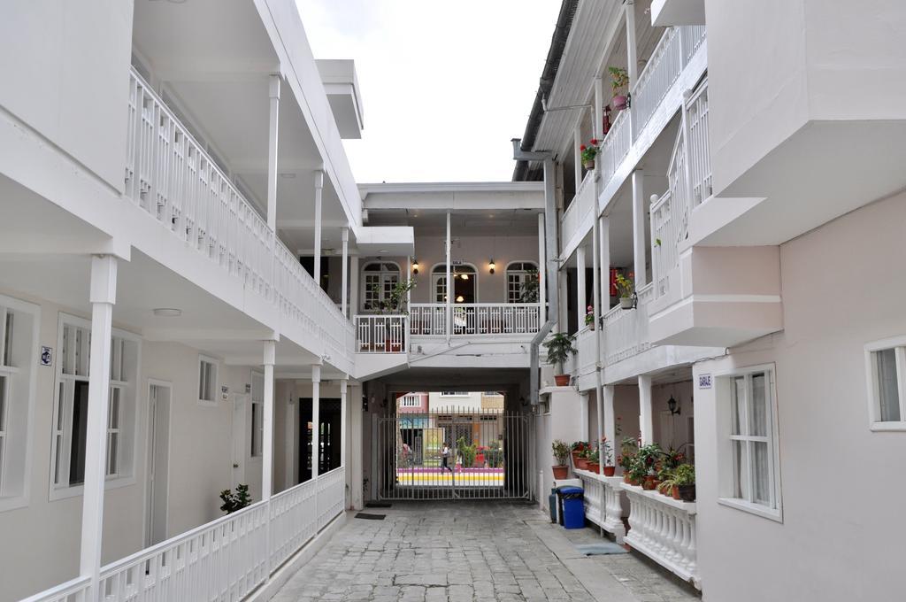 Hotel Europa Alausí 외부 사진